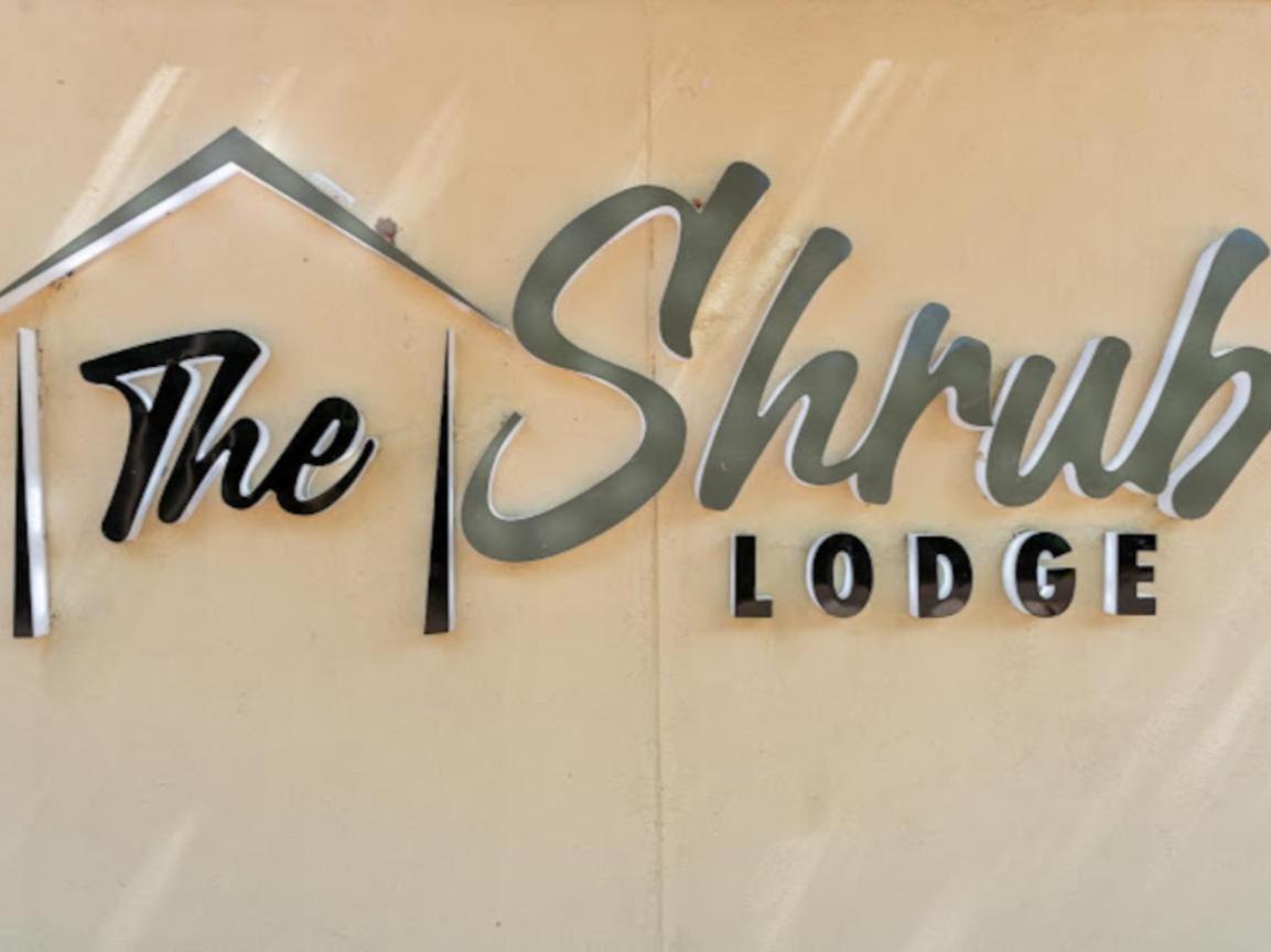 The Shrub Lodge Victoria Falls Exterior photo