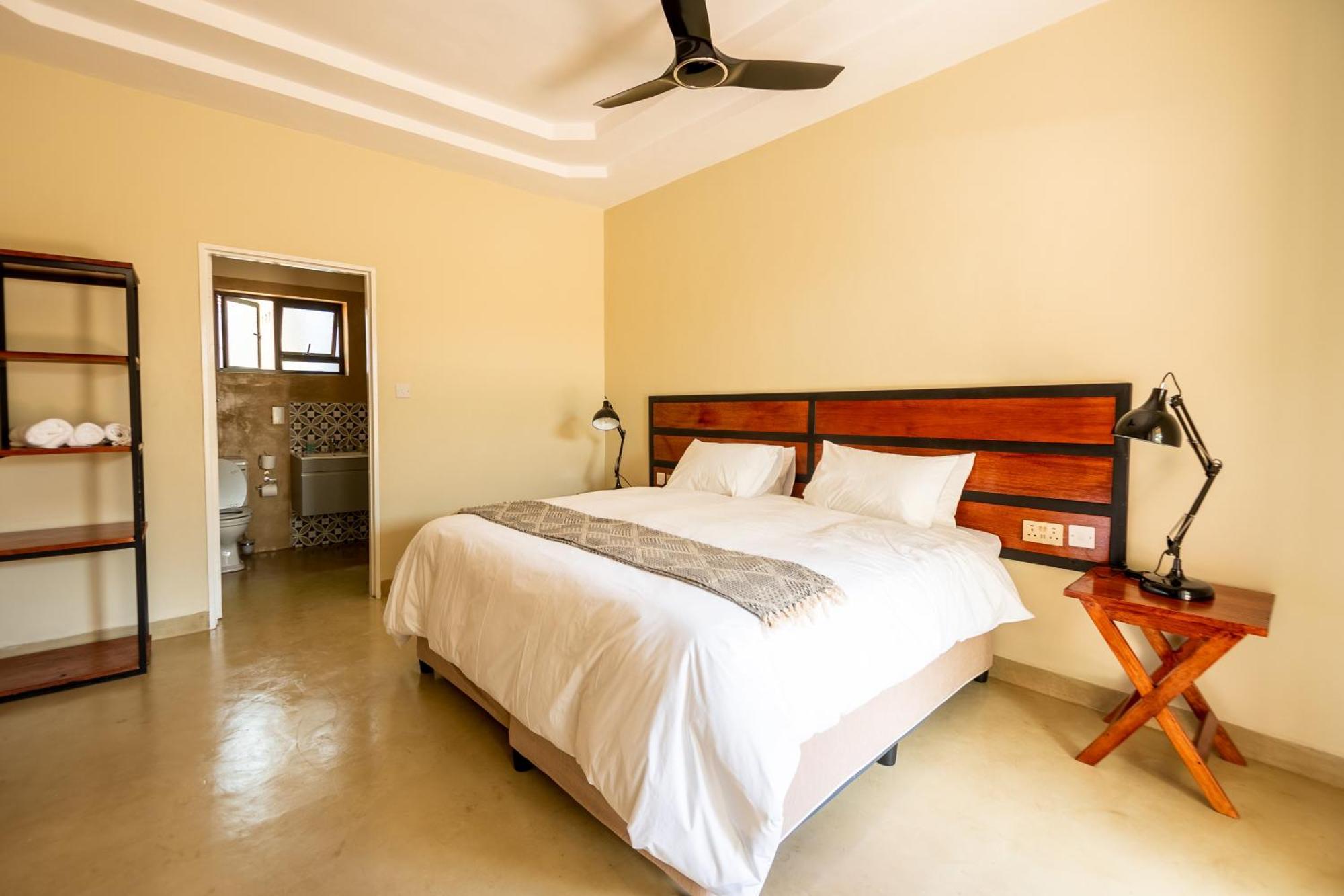 The Shrub Lodge Victoria Falls Exterior photo